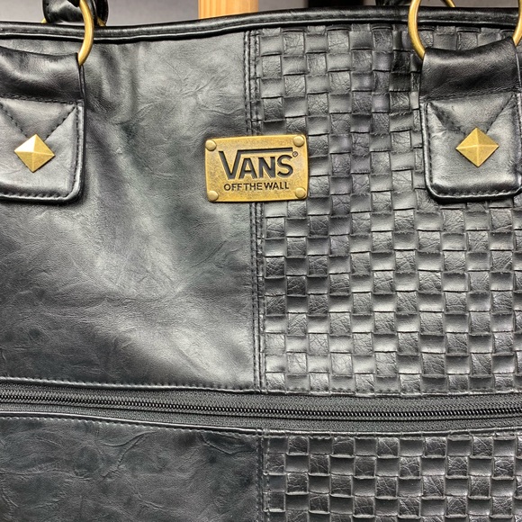 A19- -13- VANS LEATHER TOTE - Picture 2 of 6